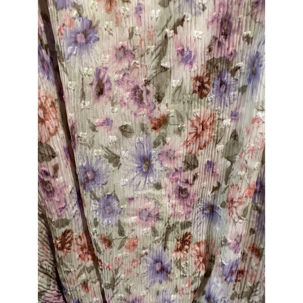 Lush Floral Dress - Picture 4 of 5